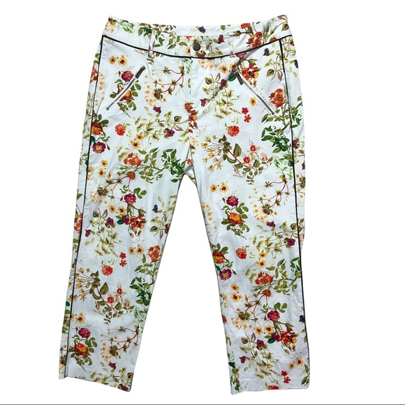 Disney Pants - Disney Alice in Wonderland Capris